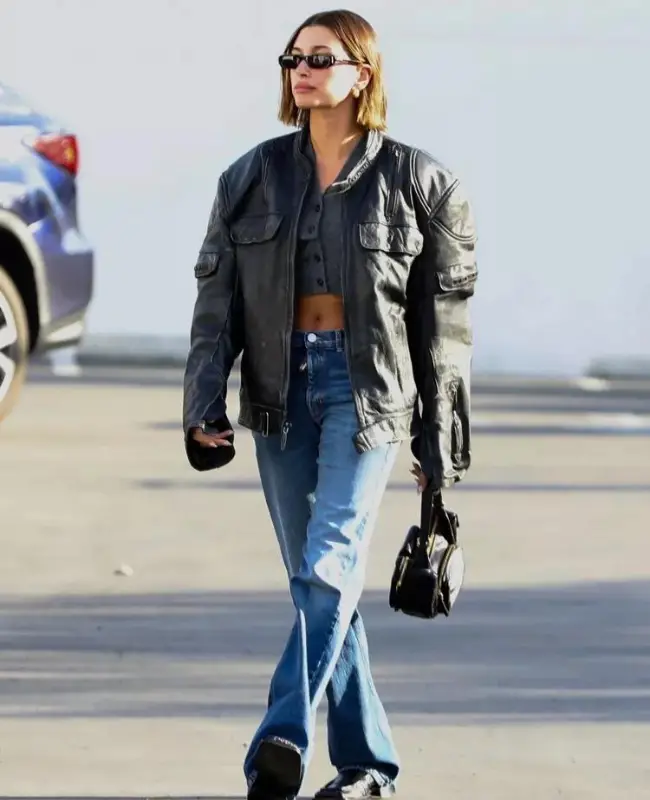 Hailey Bieber Outfits