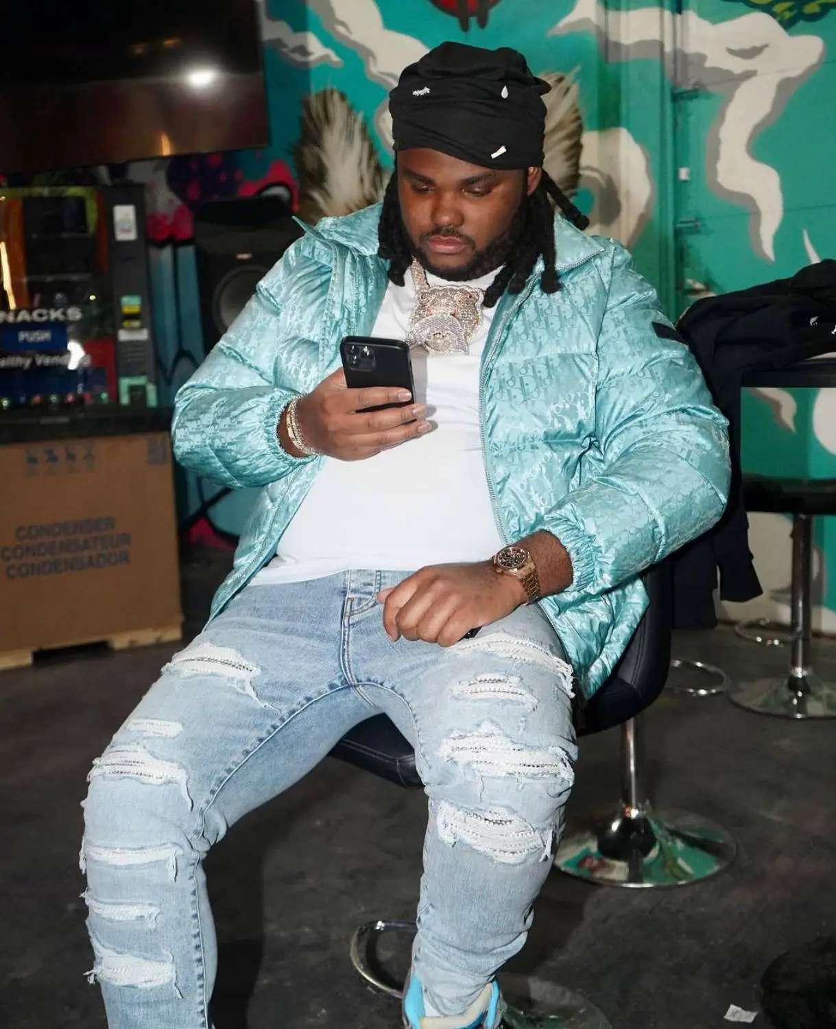 Tee Grizzley Outfits