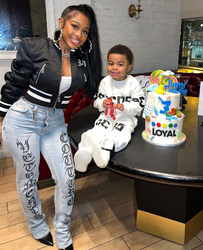 Moneybagg Yo Wearing a Matching Moncler & Nike x Off-White Outfit