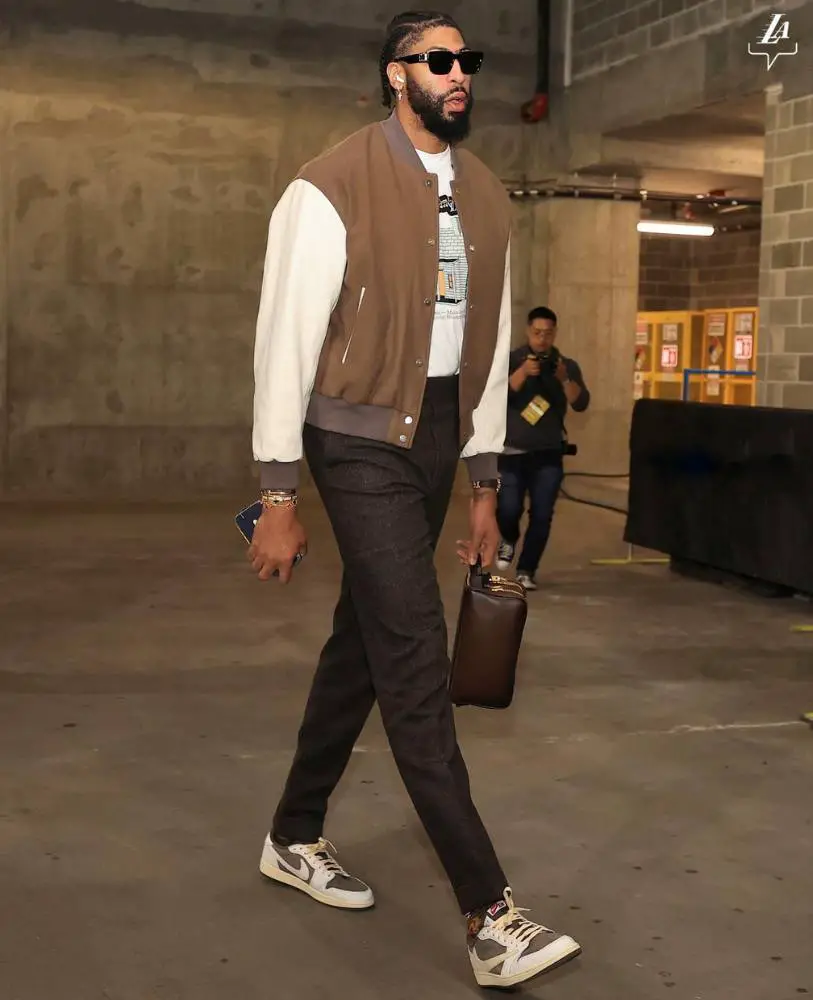 Anthony Davis Outfits