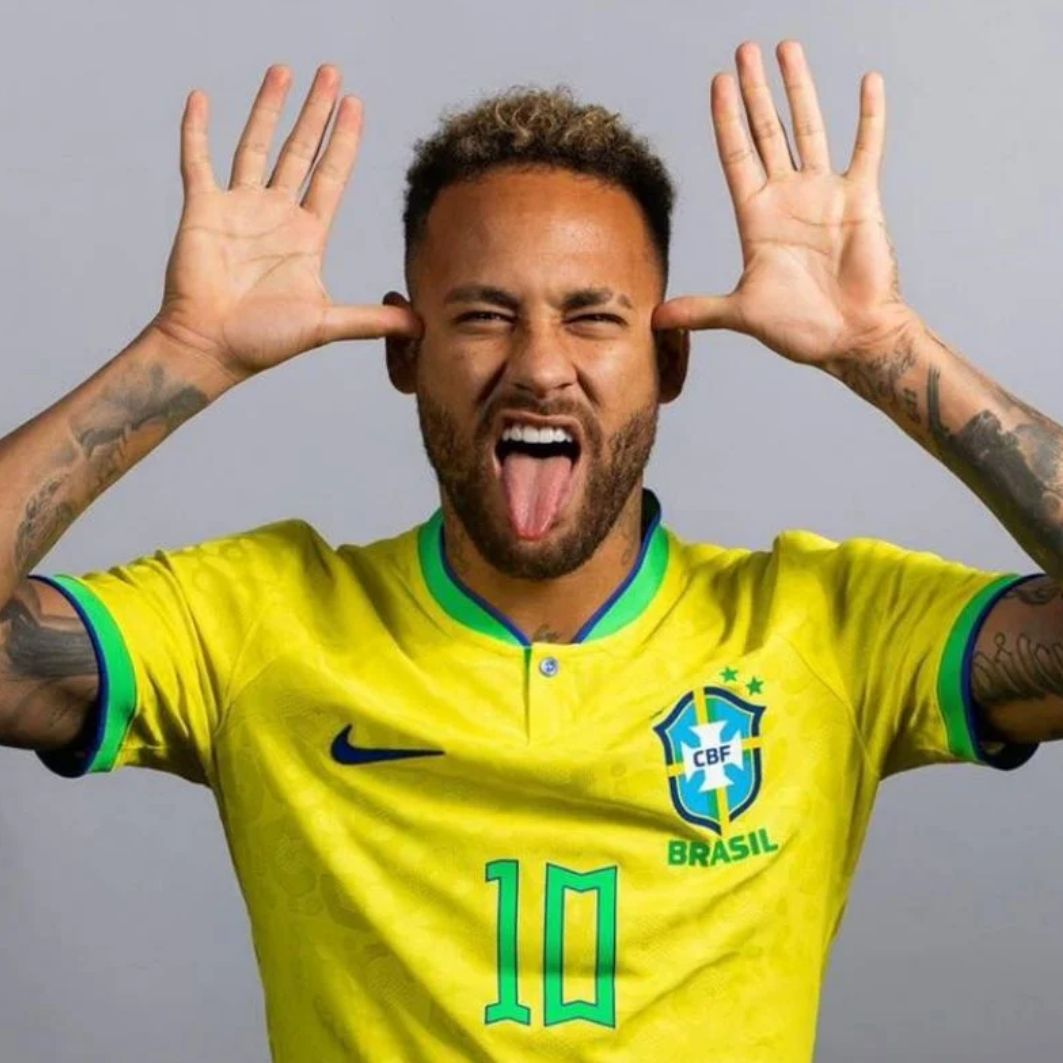 Neymar Jr. Outfits - Iconic Celebrity Outfits